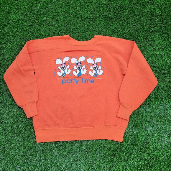 Vintage 1985 Party Bunny Sweatshirt Womens Medium 19x20 - Picture 1 of 13